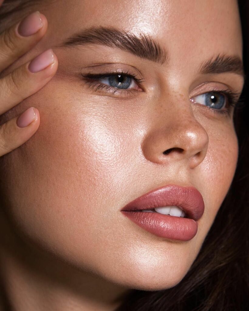 Prestation Brow Lift par Kayliss Beauty - Institut de beauté à Cagnes sur Mer